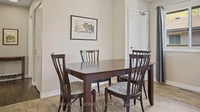 Additional image 9 of 45 Bond St