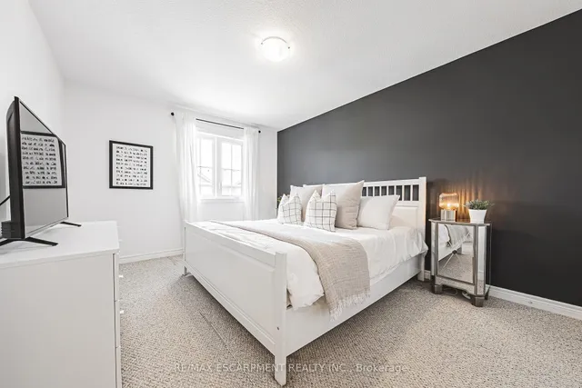 Additional image 24 of 18 Ridgeside Lane