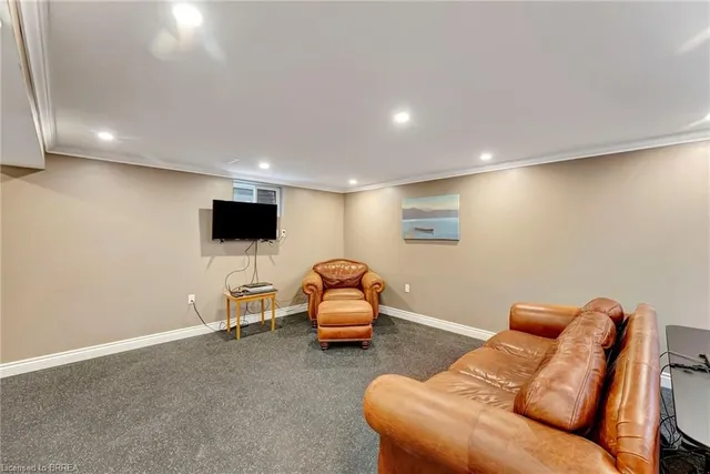 Additional image 29 of 307 Erindale Dr