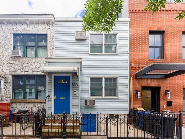 692 6th Ave, Brooklyn, NY 11215