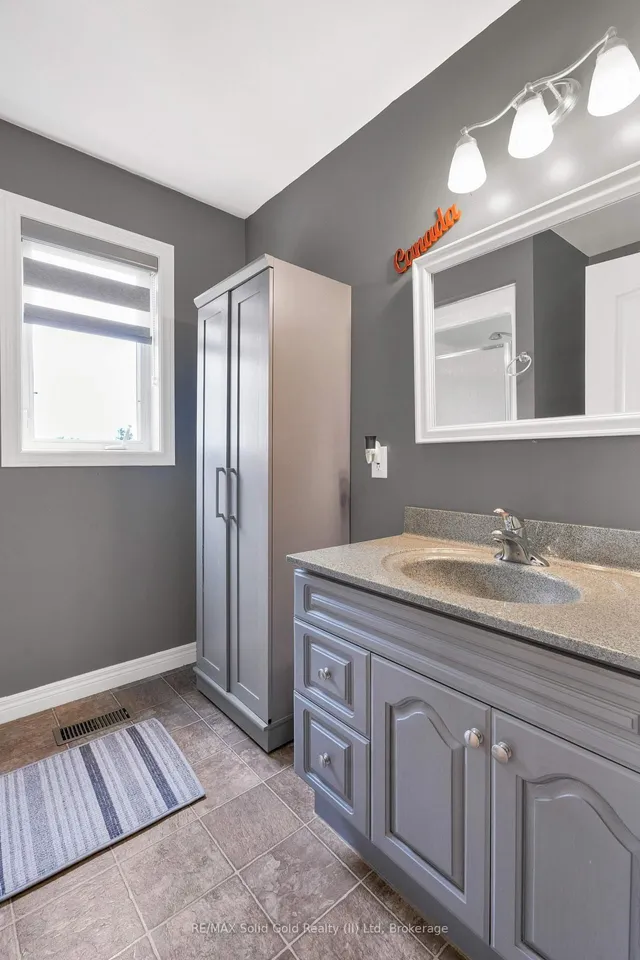 Additional image 41 of 2006 Huron Rd