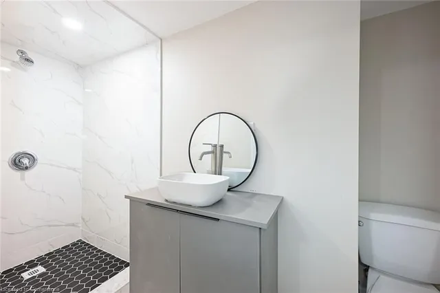 Additional image 33 of 31 Greenaway Ave