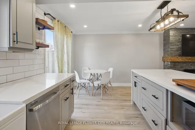 Additional image 14 of 151 Gateshead Cres Unit 129