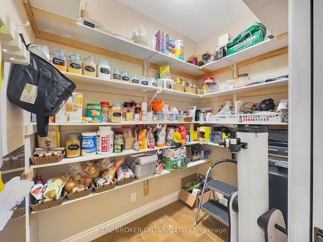 Additional image 26 of 806 Old York Rd