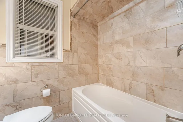 Additional image 25 of 41 Bradstock Rd