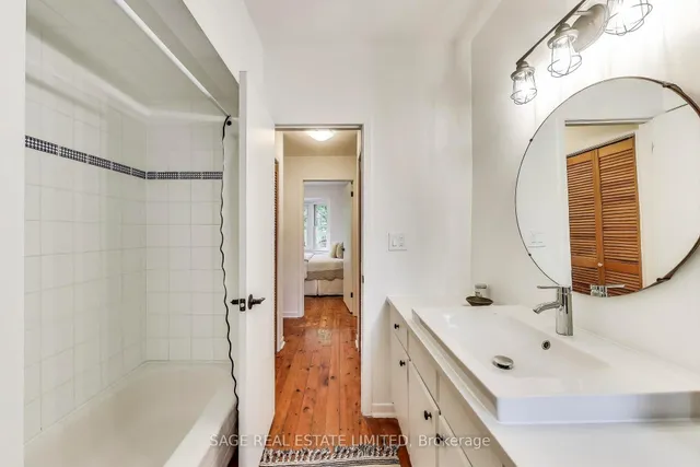 Additional image 24 of 19 Salisbury Ave