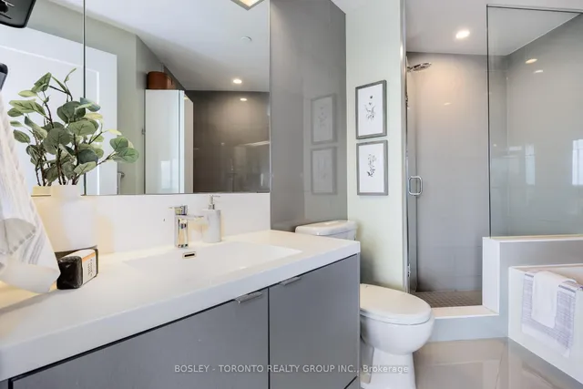 Additional image 24 of 101 Erskine Ave Unit 2810