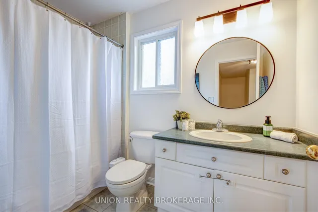 Additional image 17 of 84 Worthington Ave