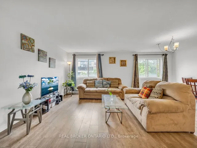 Additional image 14 of 1050 Falgarwood Dr Unit 128