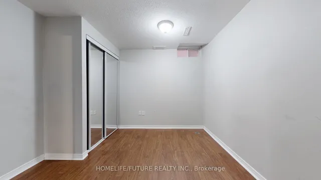 Additional image 45 of 59 Pogonia St