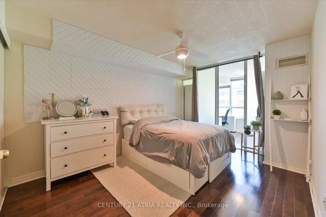 Additional image 15 of 43 Eglinton Ave Unit 508