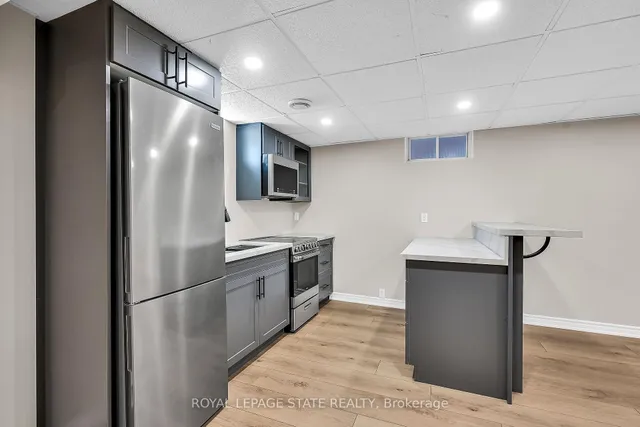 Additional image 39 of 63 Benvenuto Cres