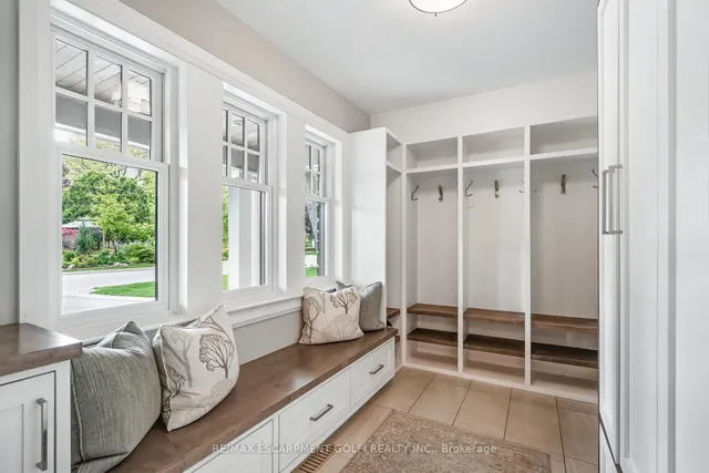 Additional image 8 of 61 Oak Knoll Dr