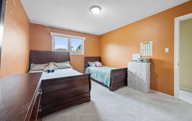 Additional image 26 of 33 Merton Rd