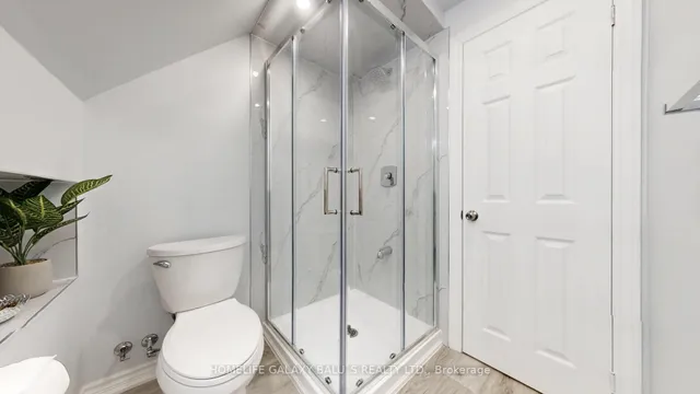 Additional image 42 of 383 Comiskey Cres