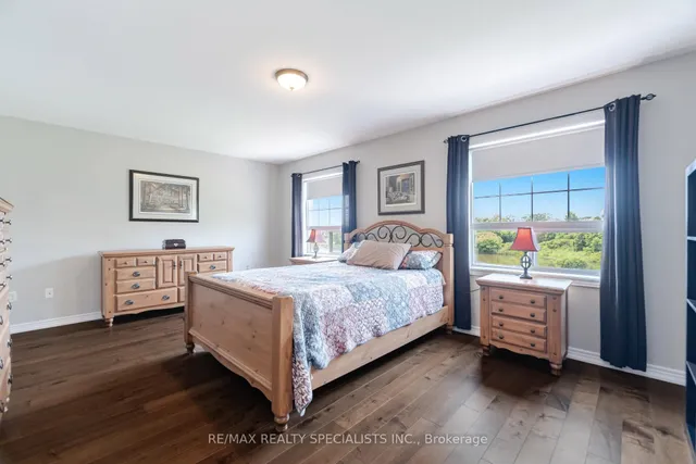 Additional image 25 of 74 Robarts Dr