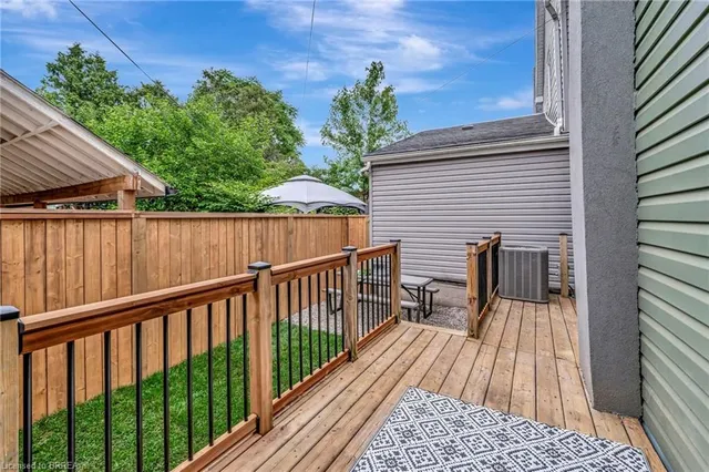 Additional image 32 of 32 Picton St