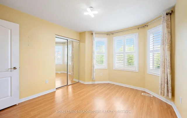 Additional image 18 of 634 Hamilton Cres