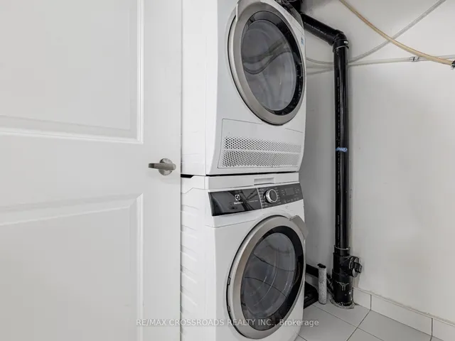 Additional image 23 of 12 Marquette Ave Unit 4