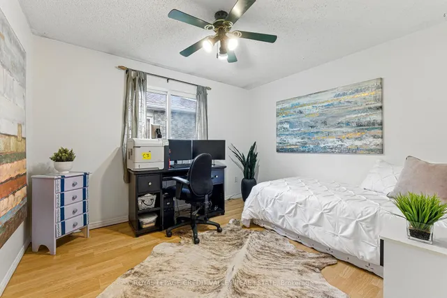 Additional image 16 of 24 Sandmere Ave