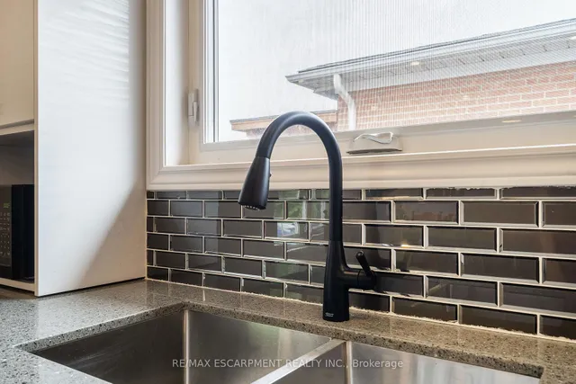 Additional image 7 of 1496 Tyneburn Cres