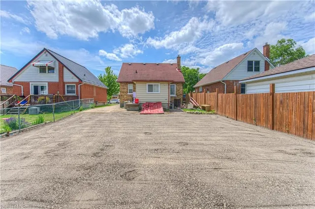 Additional image 22 of 320 Highland Rd