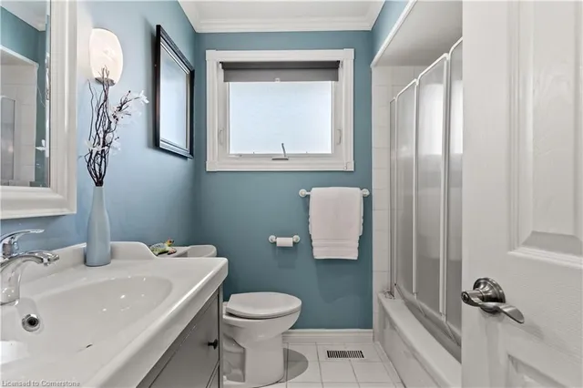 Additional image 16 of 380 Bryant Cres