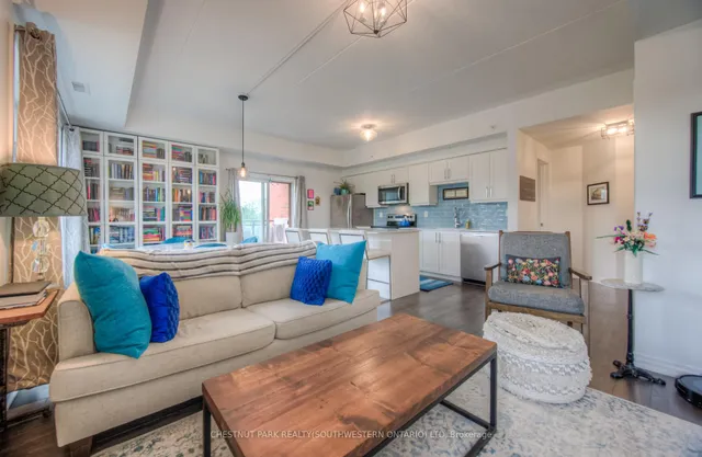 Additional image 11 of 195 Commonwealth St Unit 213