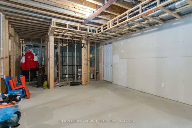 Additional image 42 of 7 Tristan Crt