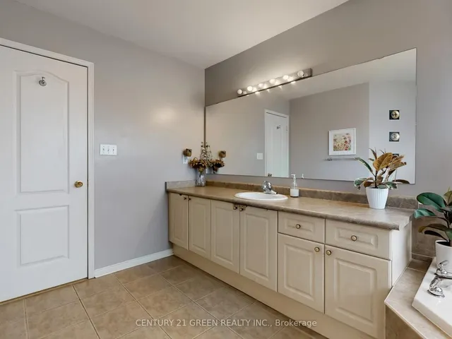 Additional image 25 of 60 Fandor Way