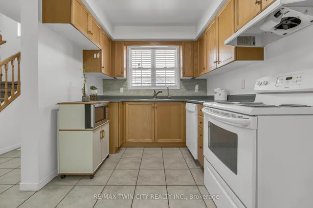 Additional image 7 of 400 Wilson Ave Unit 31