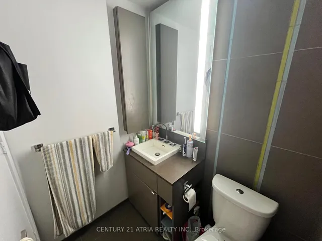 Additional image 4 of 101 Peter St Unit 1008