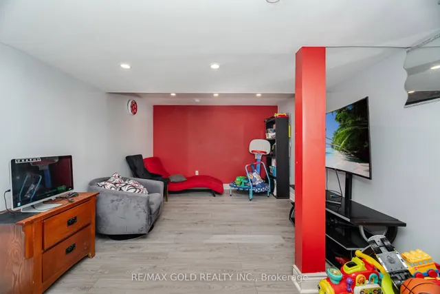 Additional image 37 of 60 Sugarhill Dr