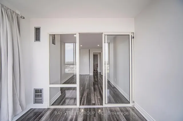 Additional image 41 of 2470 Eglinton Ave Unit 1708