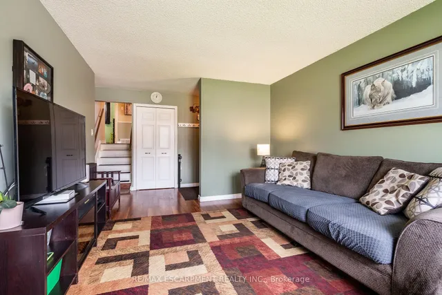 Additional image 5 of 12 BRENDAN Crt