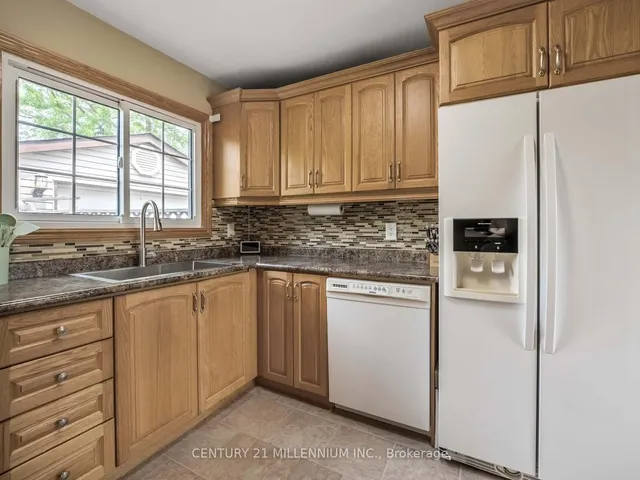 Additional image 15 of 18 Greenhills Sq