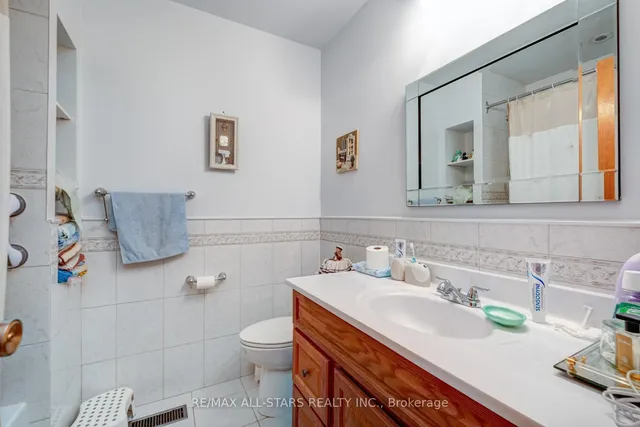 Primary image of 3294 Klaiman Dr