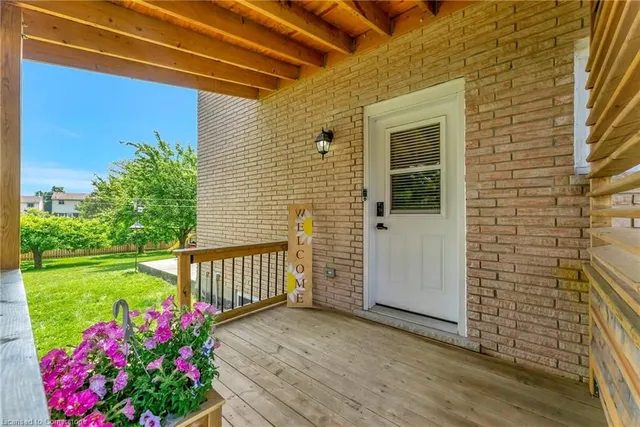 Additional image 37 of 182 Solomon Cres