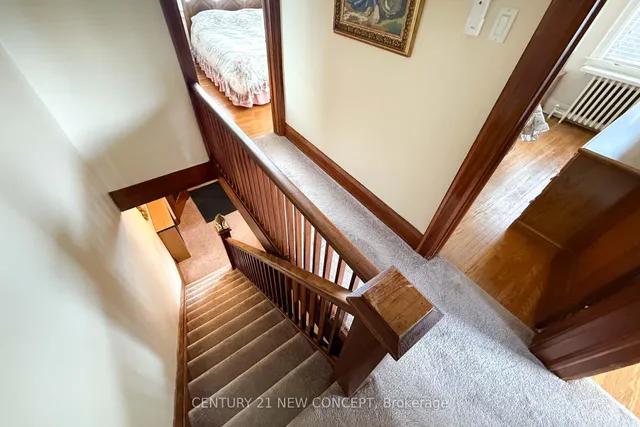 Additional image 22 of 52 Frankdale Ave