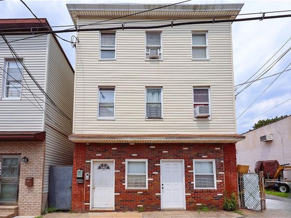 12011 14th Rd, Flushing, NY 11356