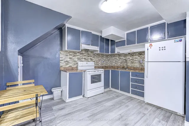 Additional image 32 of 53 Cheviot Cres