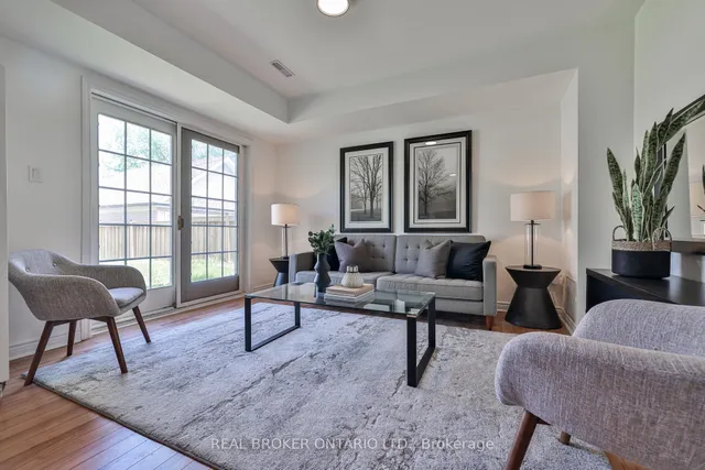 Additional image 33 of 70 Colonial Ave