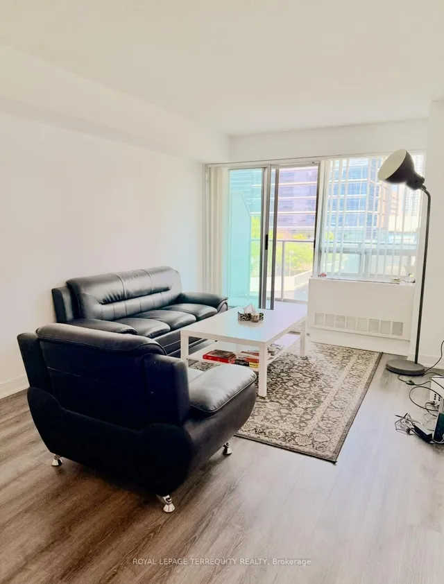 Additional image 13 of 31 Bales Ave Unit 807