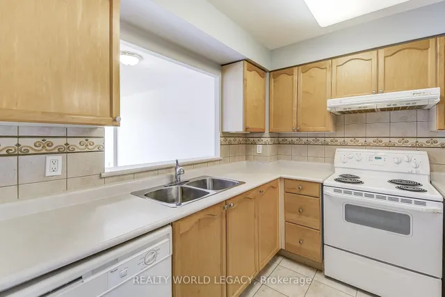 Additional image 10 of 100 Burloak Dr Unit 1218