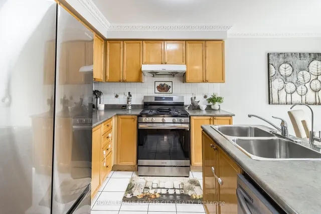 Additional image 22 of 51 Blue Whale Blvd