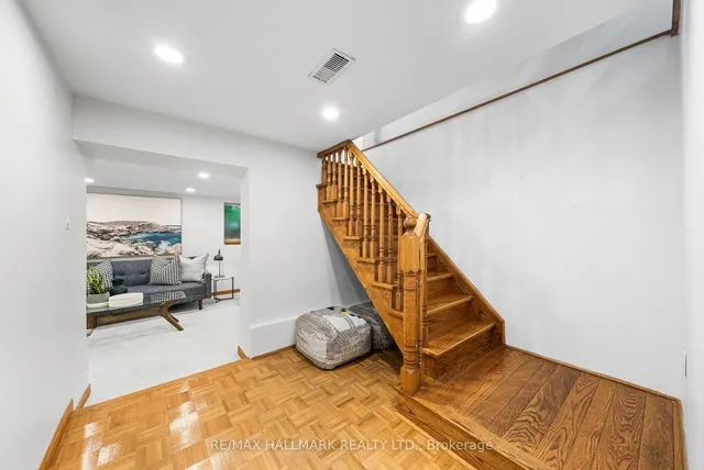 Additional image 29 of 297 Deloraine Ave