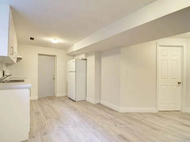 Additional image 15 of 16 Ecclestone Dr