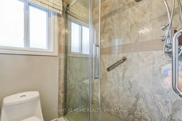 Additional image 12 of 156 Gracehill Cres