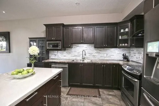 Additional image 6 of 115 Medici Lane