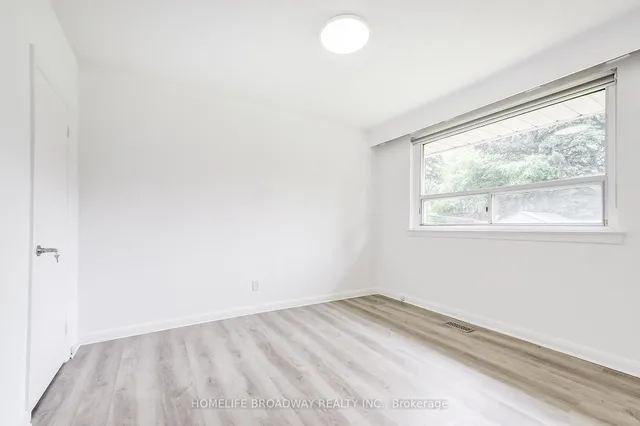 Additional image 24 of 45 Hurlingham Cres